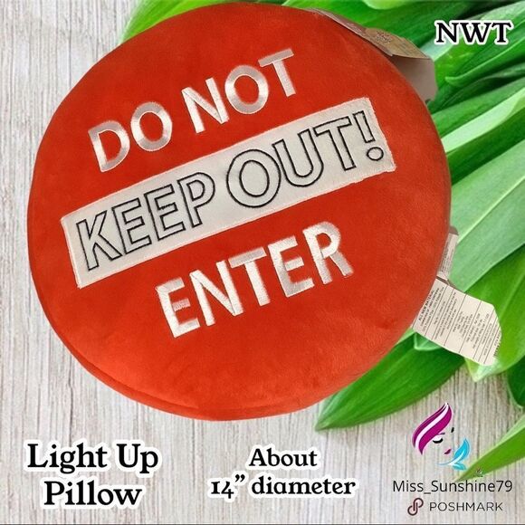 Simple Home NWT - Light Up Pillow 14” dia - do not enter  KEEP OUT - sof… - Picture 9 of 9